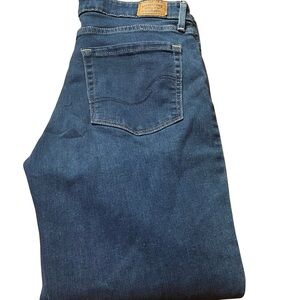 Signature by Levi Strauss Mid Rise Skinny Crop Jeans Size 6 W28